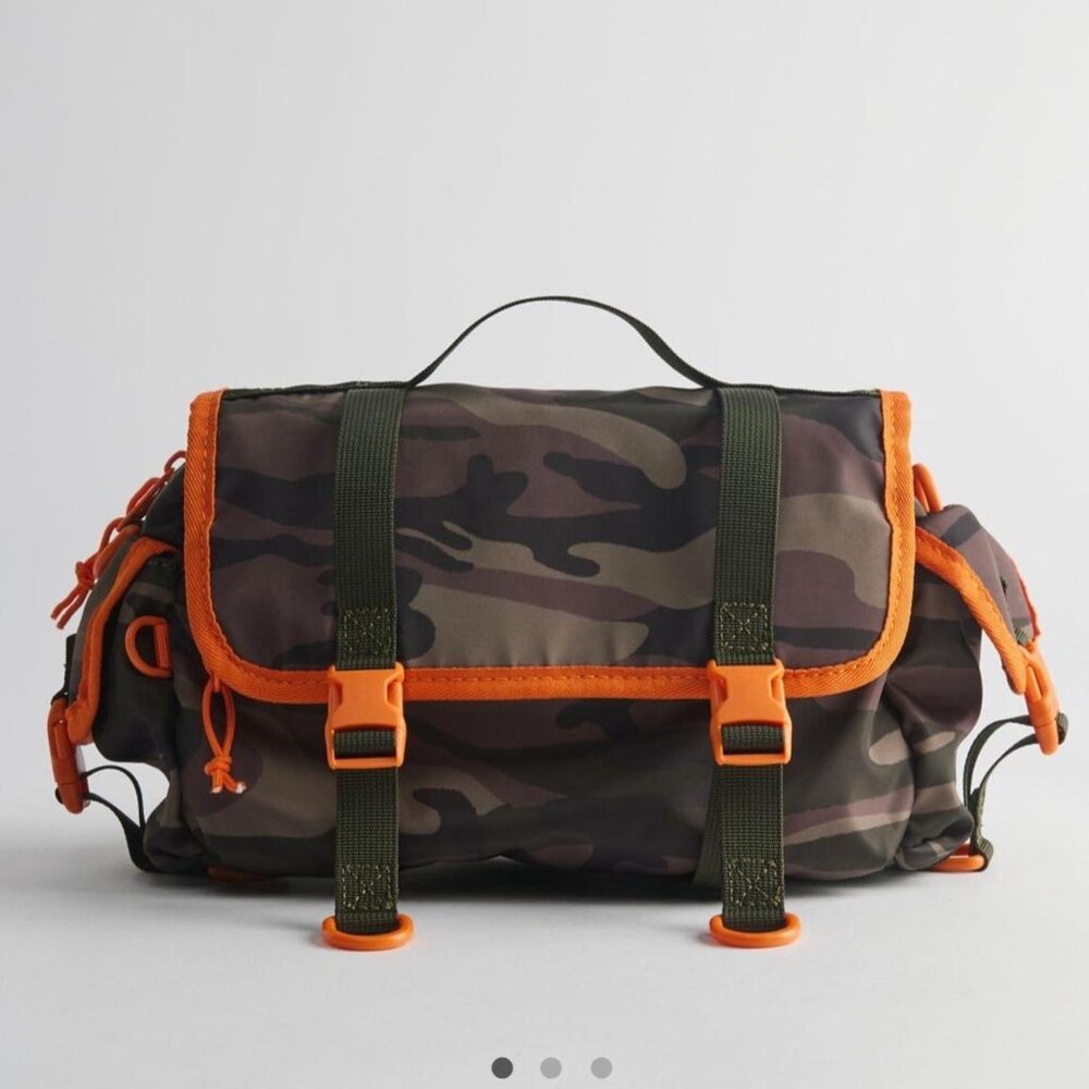 Brand New Camo Pattern Duffle Crossbody Messenger Bag